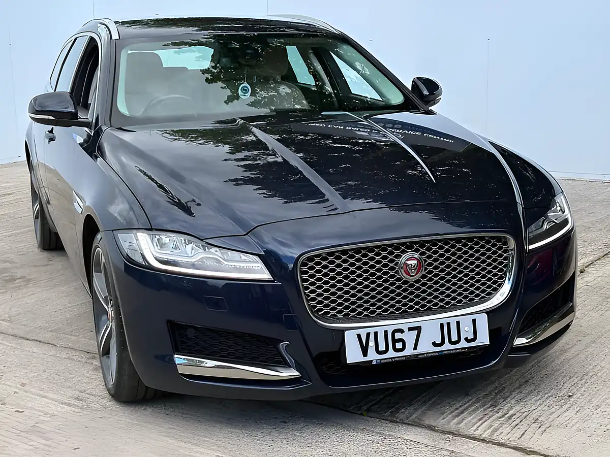 Used 2017 Jaguar Xf Portfolio Loire Blue - Interior and Exterior details 8