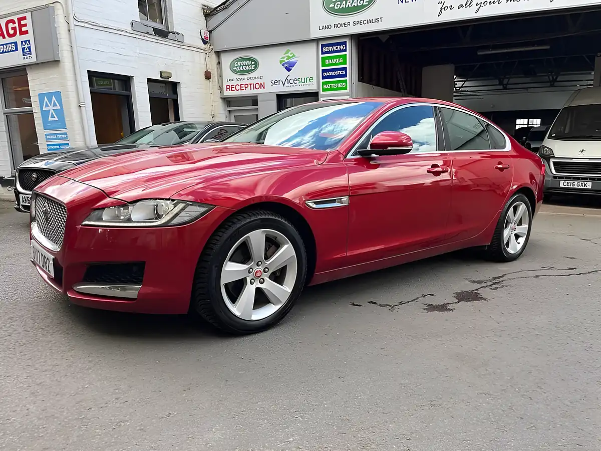Used 2017 Jaguar Xf Portfolio Red - Interior and Exterior details 9