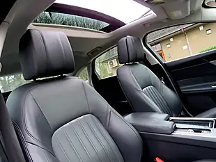 Used 2017 Jaguar Xf Portfolio Santorini Black - Interior and Exterior details 11