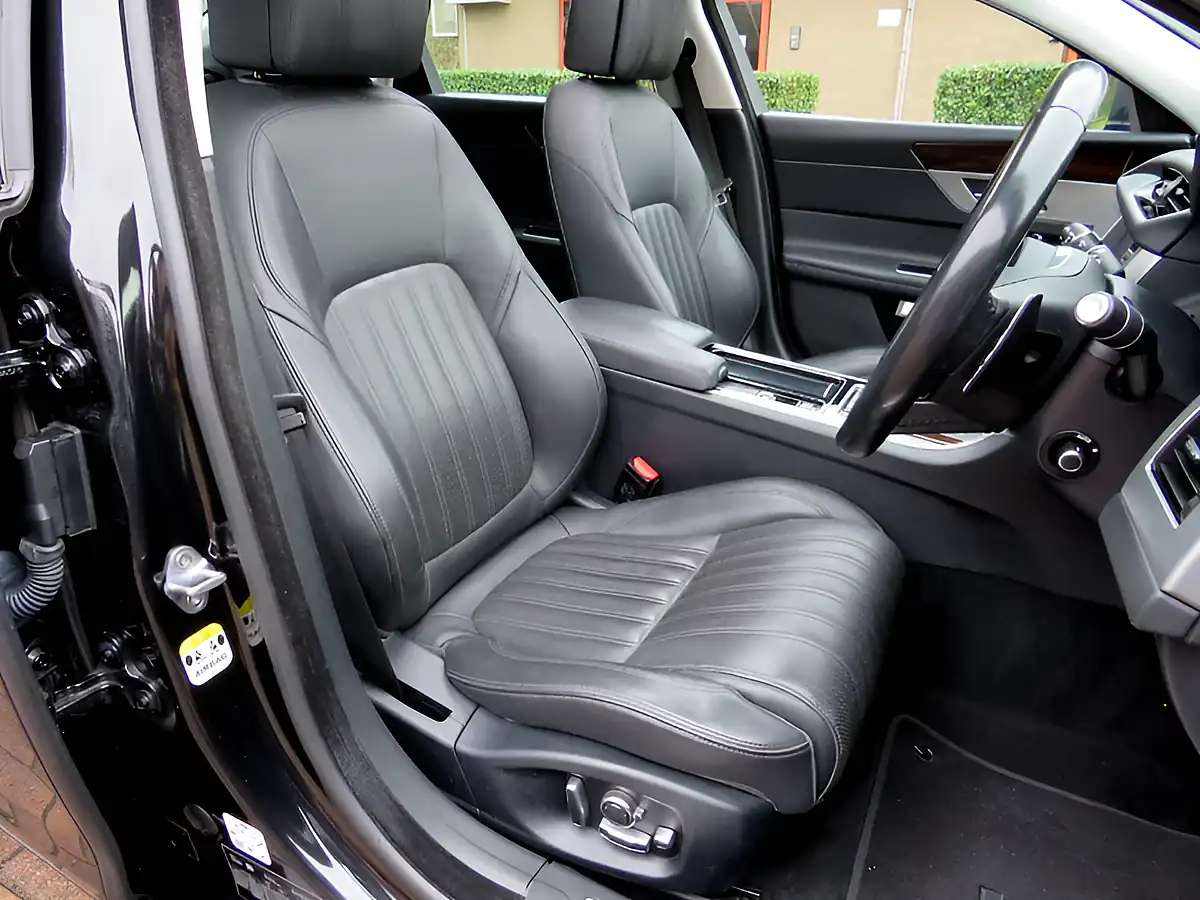 Used 2017 Jaguar Xf Portfolio Santorini Black - Interior and Exterior details 15