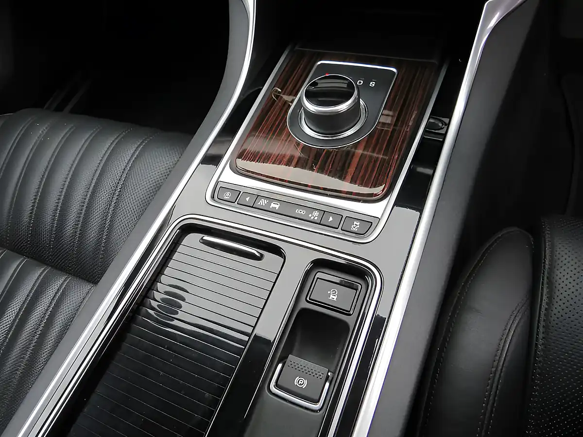 Used 2017 Jaguar Xf Portfolio Santorini Black - Interior and Exterior details 20