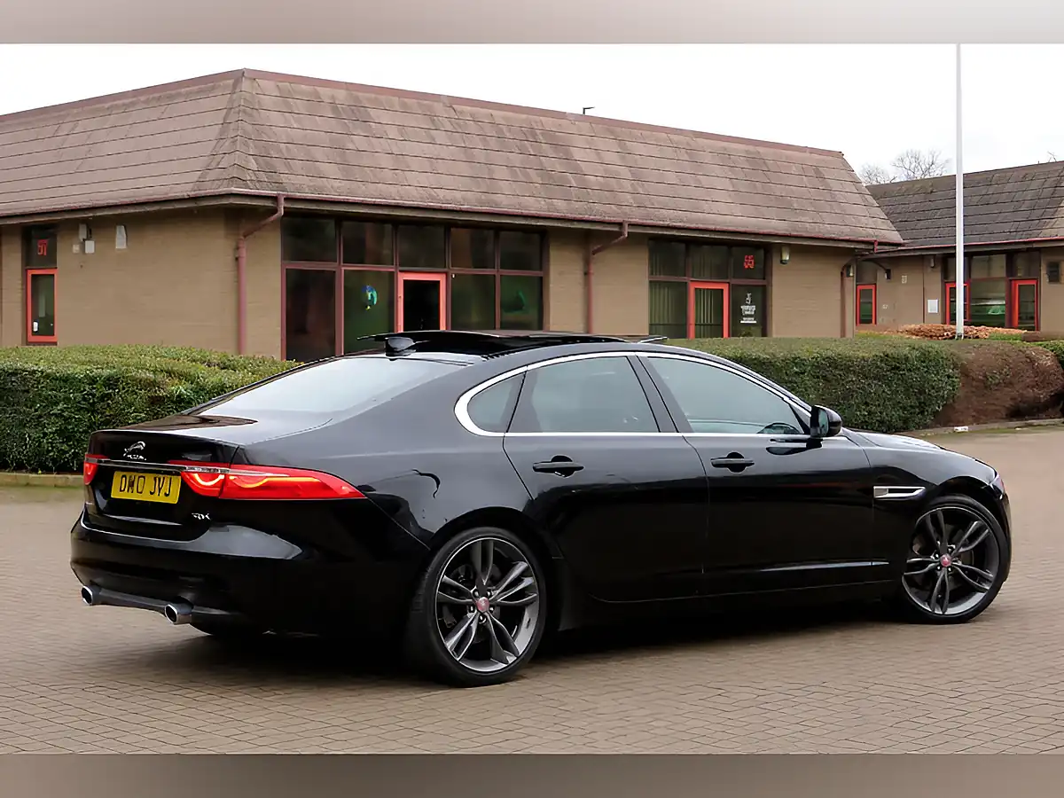 Used 2017 Jaguar Xf Portfolio Santorini Black - Interior and Exterior details 3