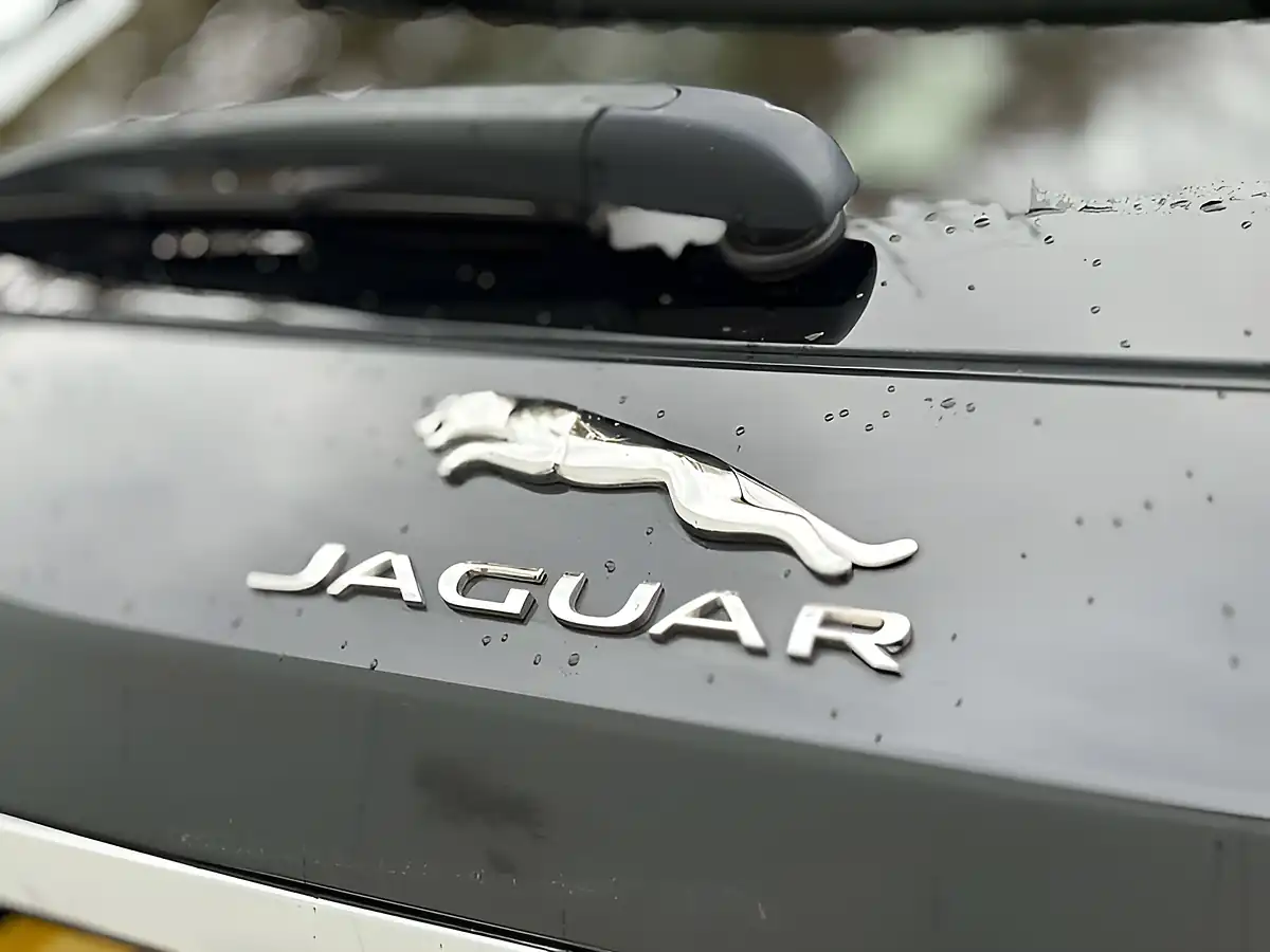Used 2017 Jaguar Xf Portfolio Santorini Black - Interior and Exterior details 13