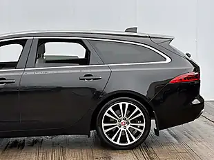 Used 2017 Jaguar Xf Portfolio Santorini Black - Interior and Exterior details 18