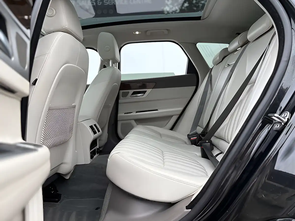 Used 2017 Jaguar Xf Portfolio Santorini Black - Interior and Exterior details 19