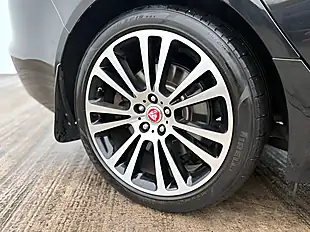 Used 2017 Jaguar Xf Portfolio Santorini Black - Interior and Exterior details 8