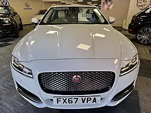 Used 2017 Jaguar Xf Portfolio Sportbrake White - Interior and Exterior details 14