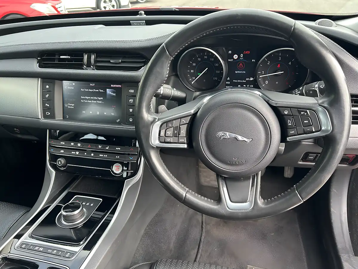 Used 2017 Jaguar Xf Prestige - Interior and Exterior details 6