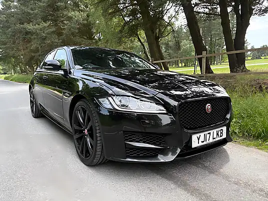 2017 Jaguar XF 2.0d R-Sport