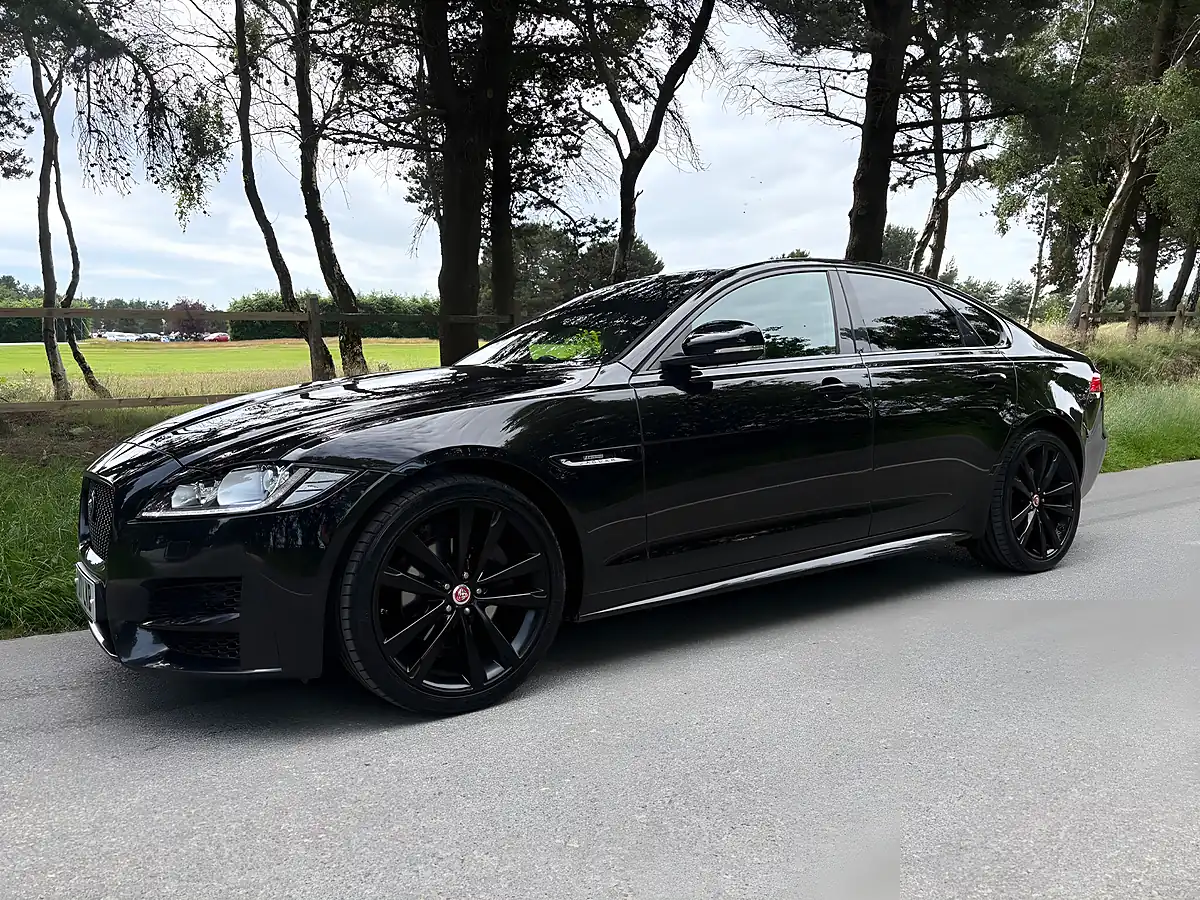 Used 2017 Jaguar Xf R-Sport Black - Interior and Exterior details 14
