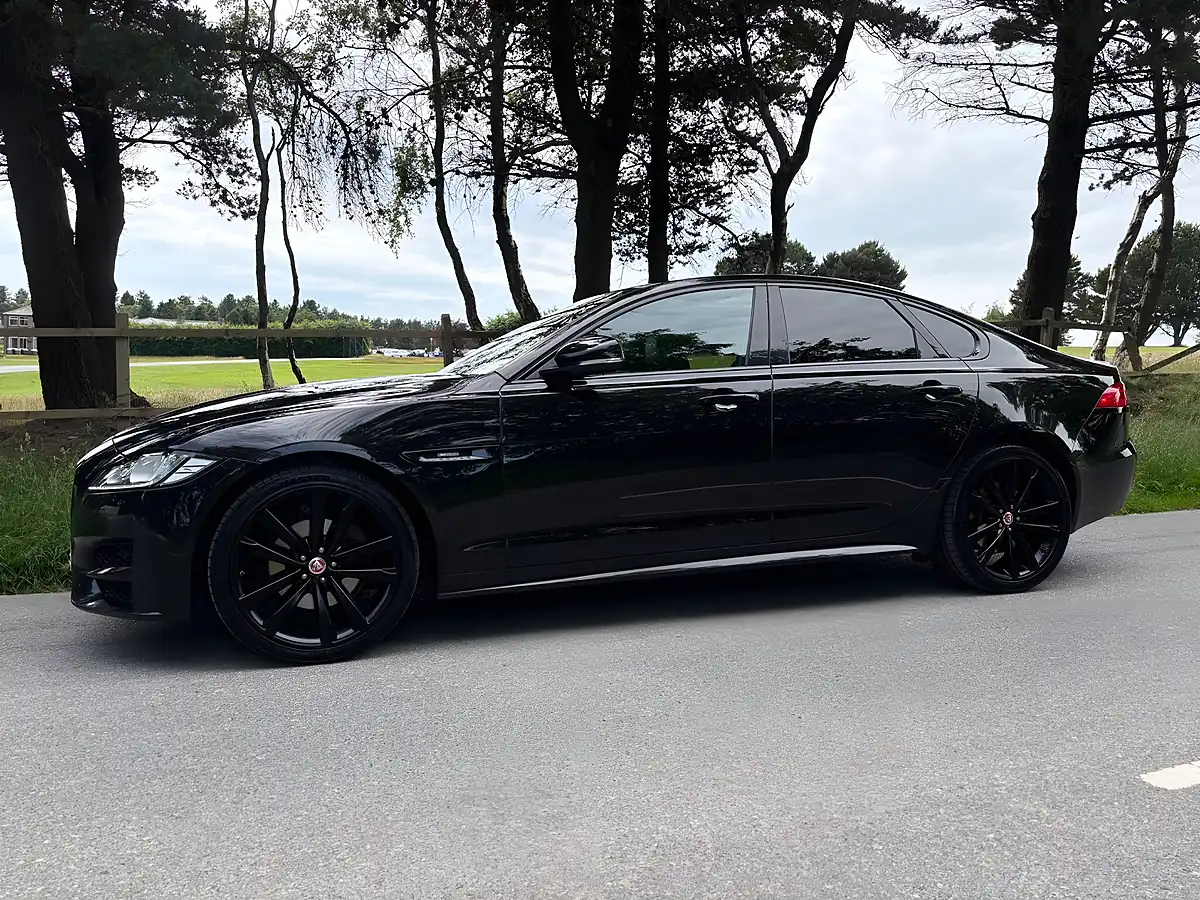 Used 2017 Jaguar Xf R-Sport Black - Interior and Exterior details 15