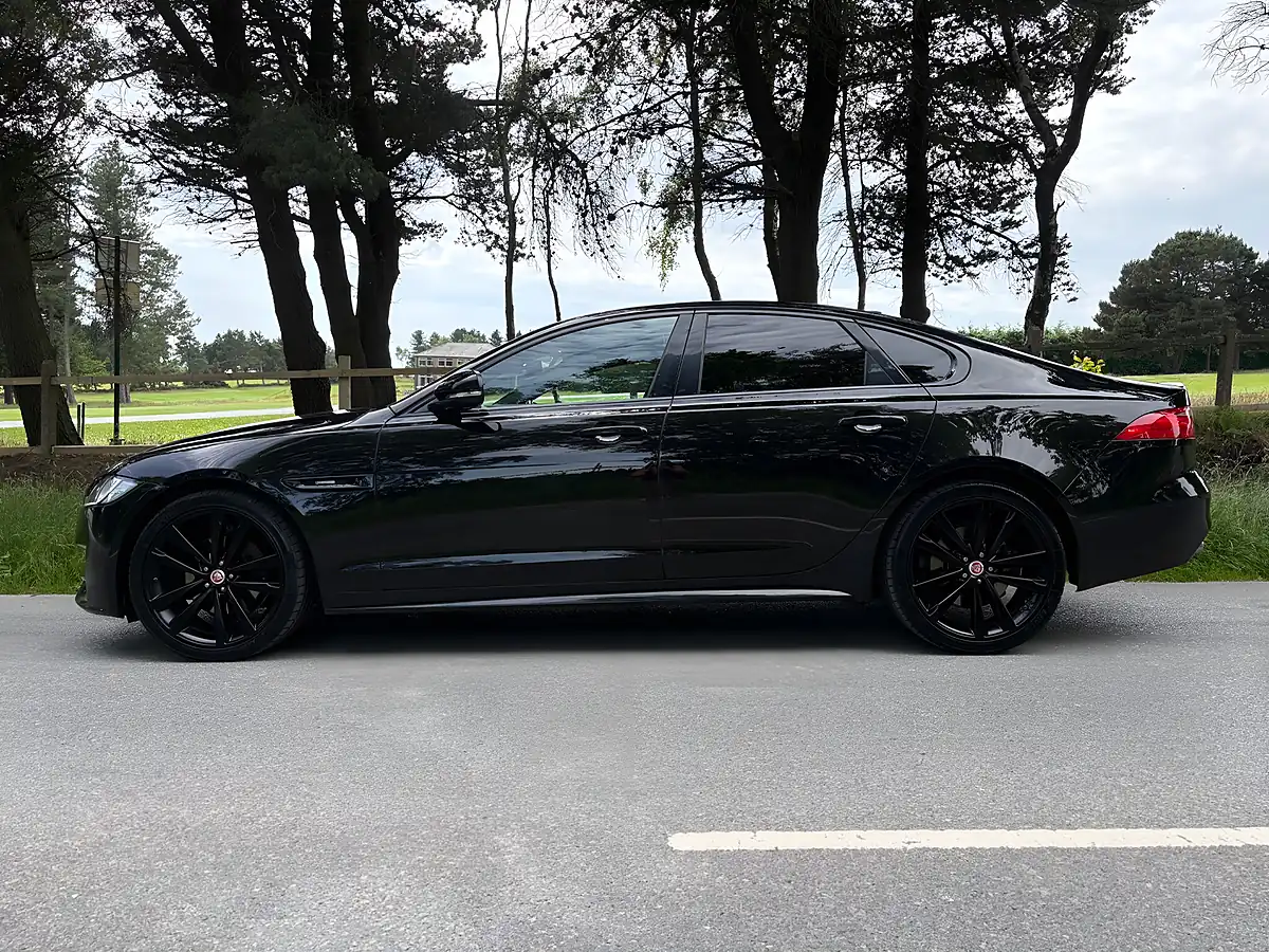 Used 2017 Jaguar Xf R-Sport Black - Interior and Exterior details 16