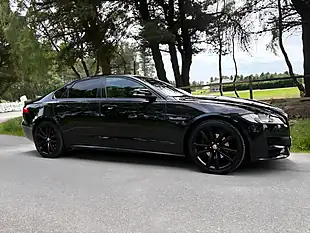 Used 2017 Jaguar Xf R-Sport Black - Interior and Exterior details 4