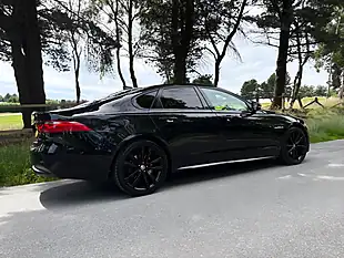 Used 2017 Jaguar Xf R-Sport Black - Interior and Exterior details 6