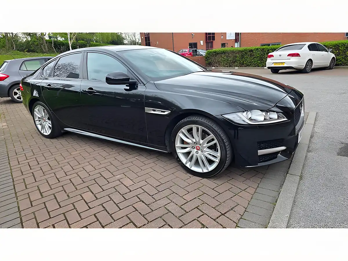 Used 2017 Jaguar Xf R-Sport Black - Interior and Exterior details 3