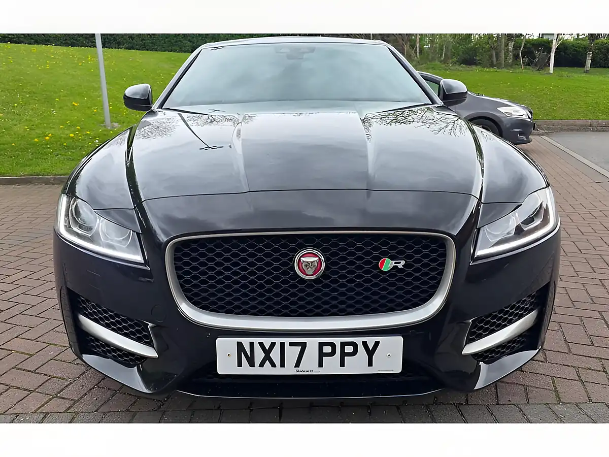 Used 2017 Jaguar Xf R-Sport Black - Interior and Exterior details 4