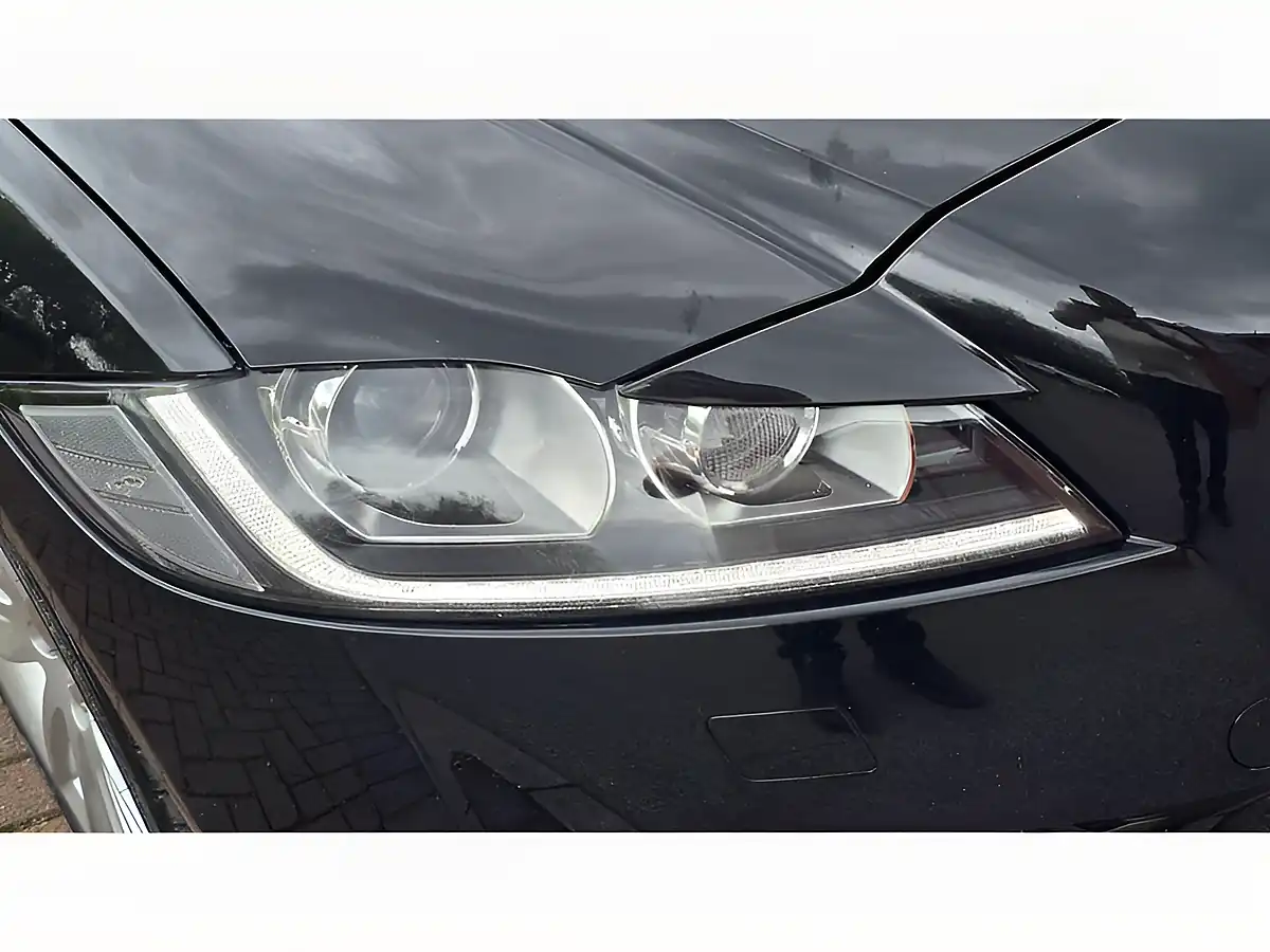 Used 2017 Jaguar Xf R-Sport Black - Interior and Exterior details 5