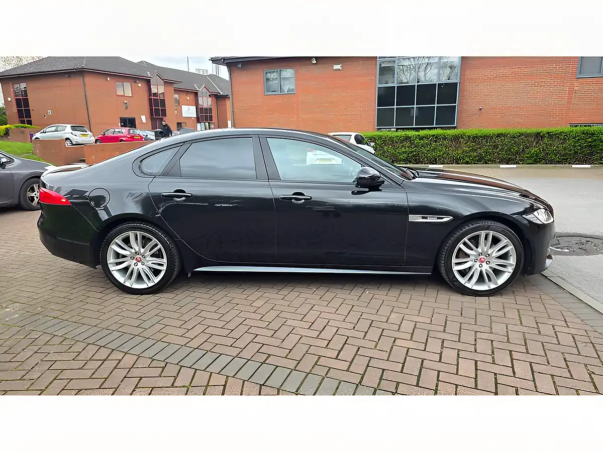 Used 2017 Jaguar Xf R-Sport Black - Interior and Exterior details 8