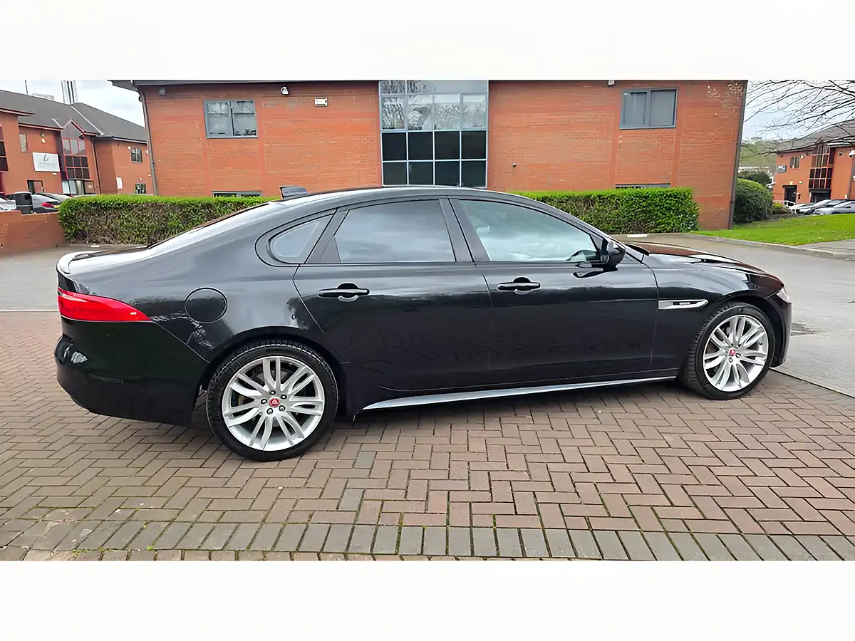 Used 2017 Jaguar Xf R-Sport Black - Interior and Exterior details 9