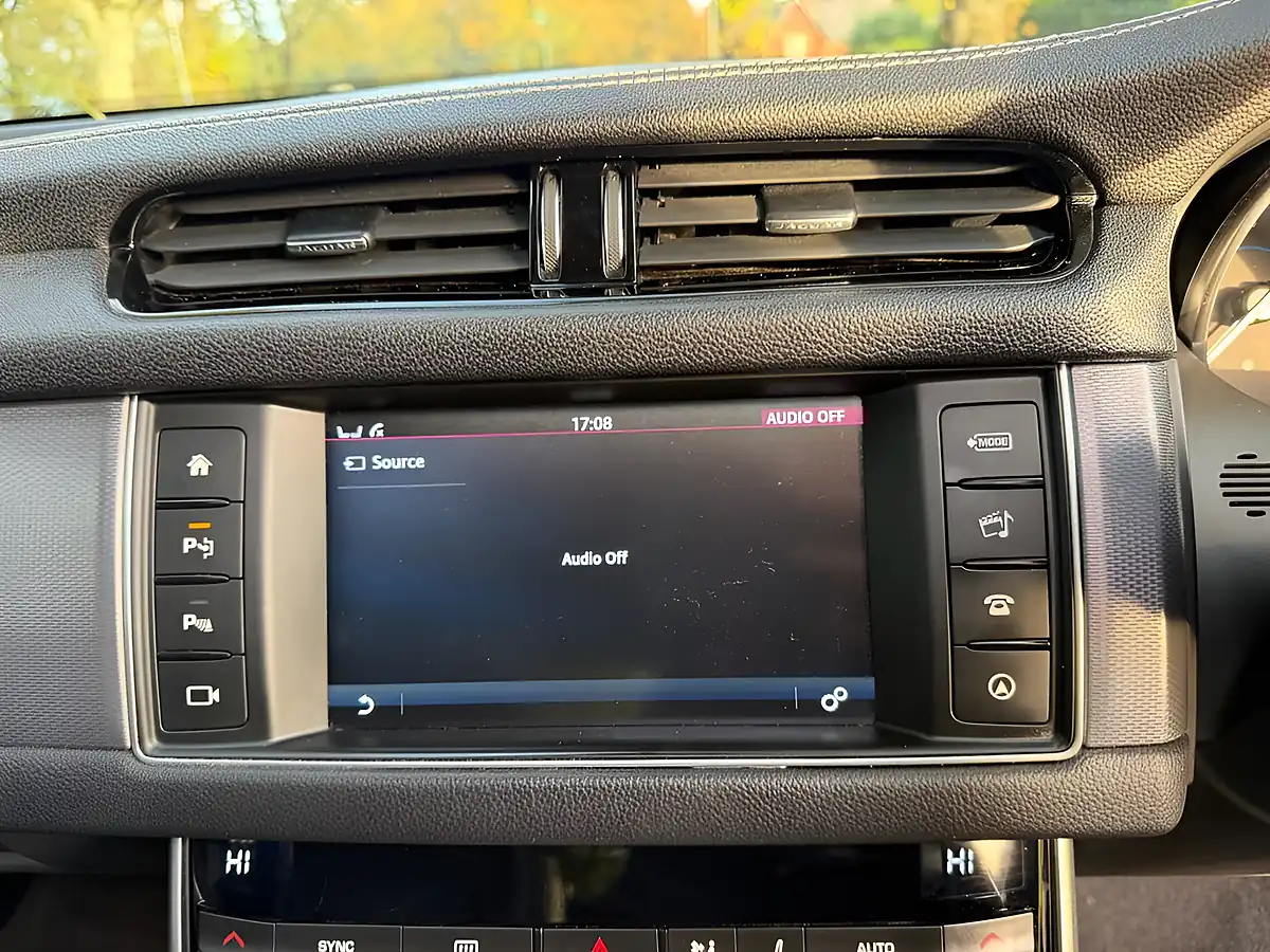Used 2017 Jaguar Xf R-Sport Blue - Interior and Exterior details 17