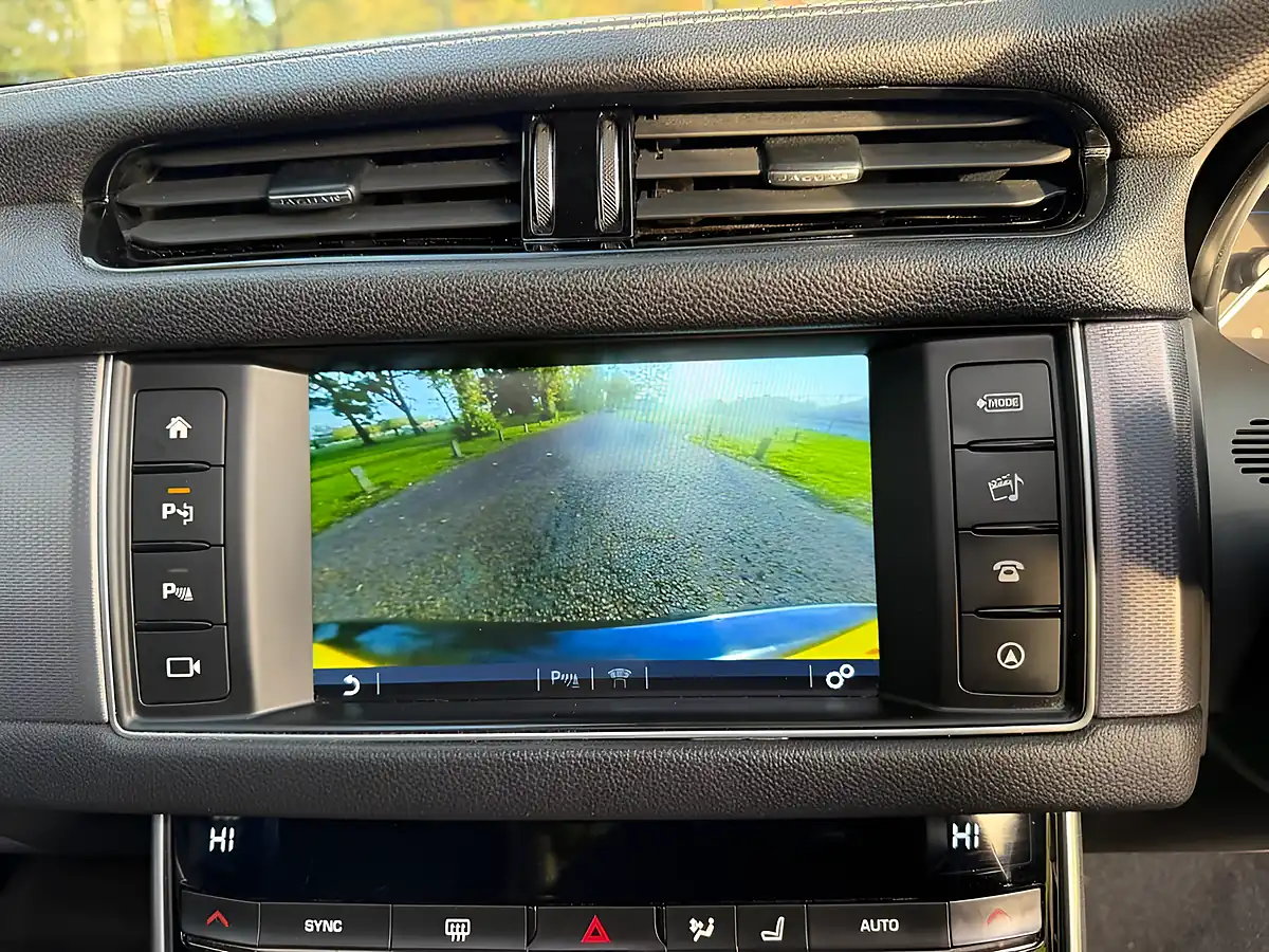 Used 2017 Jaguar Xf R-Sport Blue - Interior and Exterior details 18