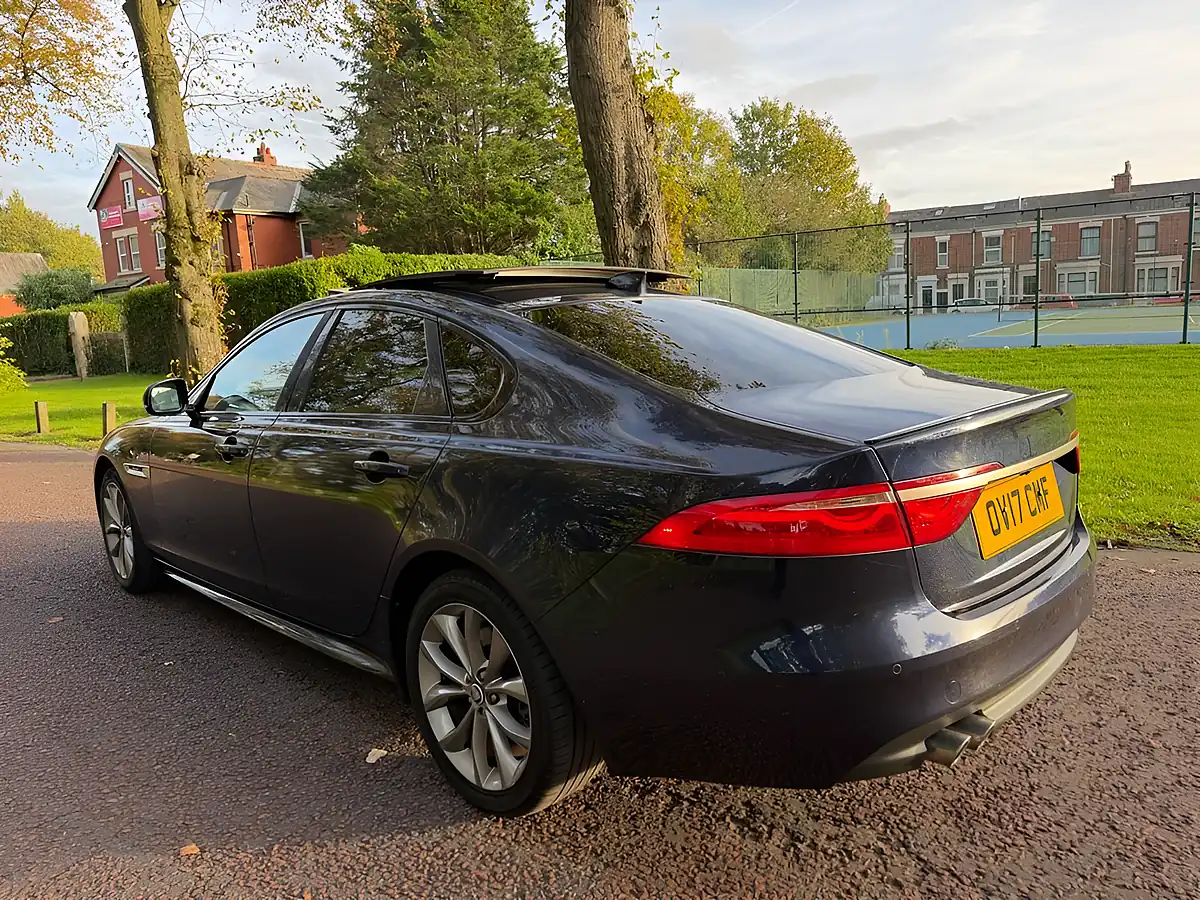 Used 2017 Jaguar Xf R-Sport Blue - Interior and Exterior details 6
