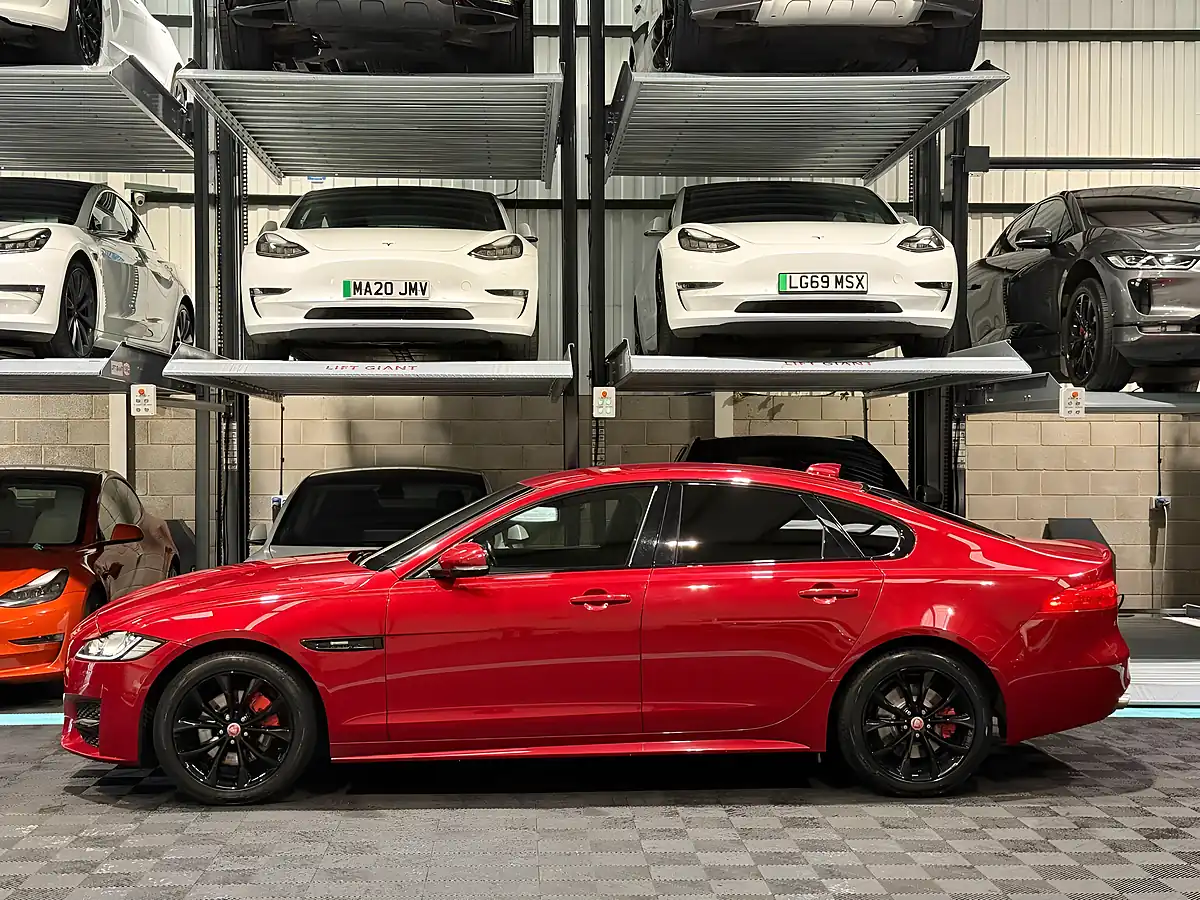 Used 2017 Jaguar Xf R-Sport Red - Interior and Exterior details 6