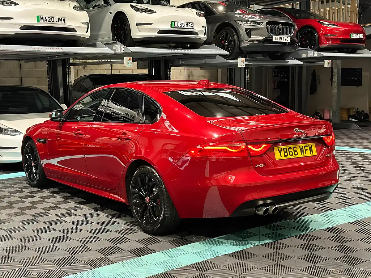Used 2017 Jaguar Xf R-Sport Red - Interior and Exterior details 7