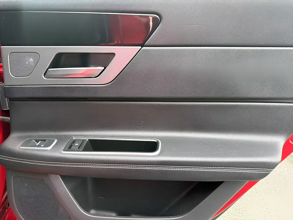 Used 2017 Jaguar Xf R-Sport Red - Interior and Exterior details 16