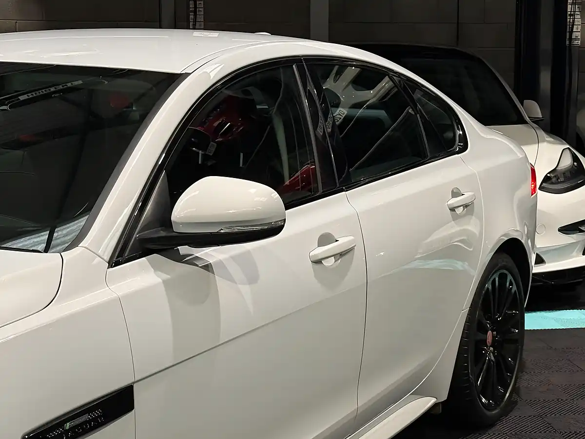 Used 2017 Jaguar Xf R-Sport White - Interior and Exterior details 14