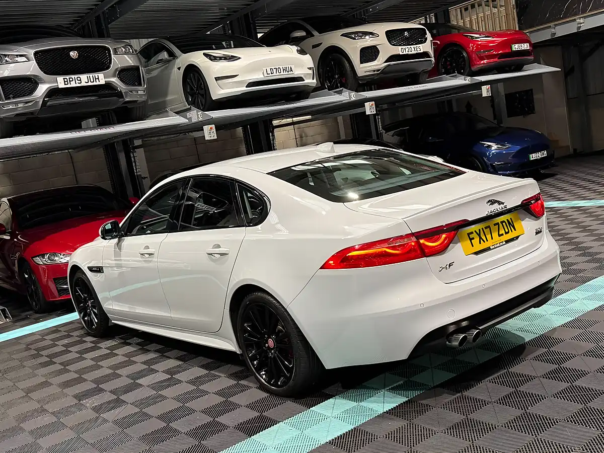 Used 2017 Jaguar Xf R-Sport White - Interior and Exterior details 7