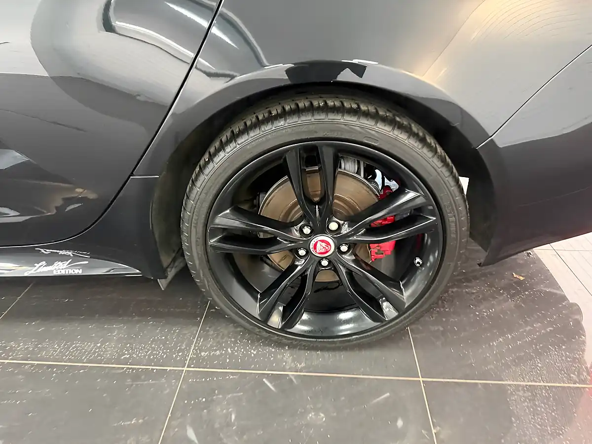 Used 2017 Jaguar Xf S Black - Interior and Exterior details 11