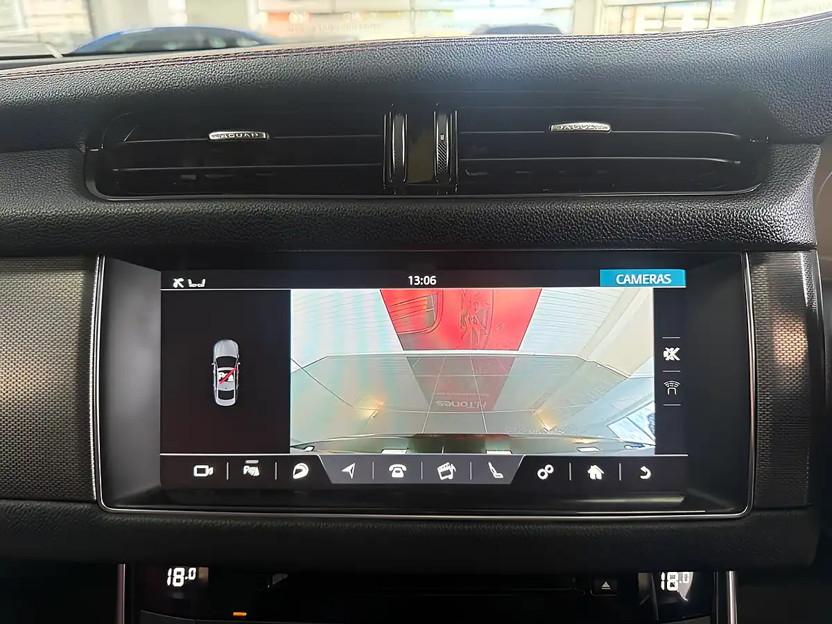 Used 2017 Jaguar Xf S Black - Interior and Exterior details 17