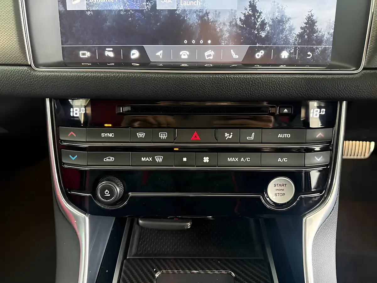 Used 2017 Jaguar Xf S Black - Interior and Exterior details 19