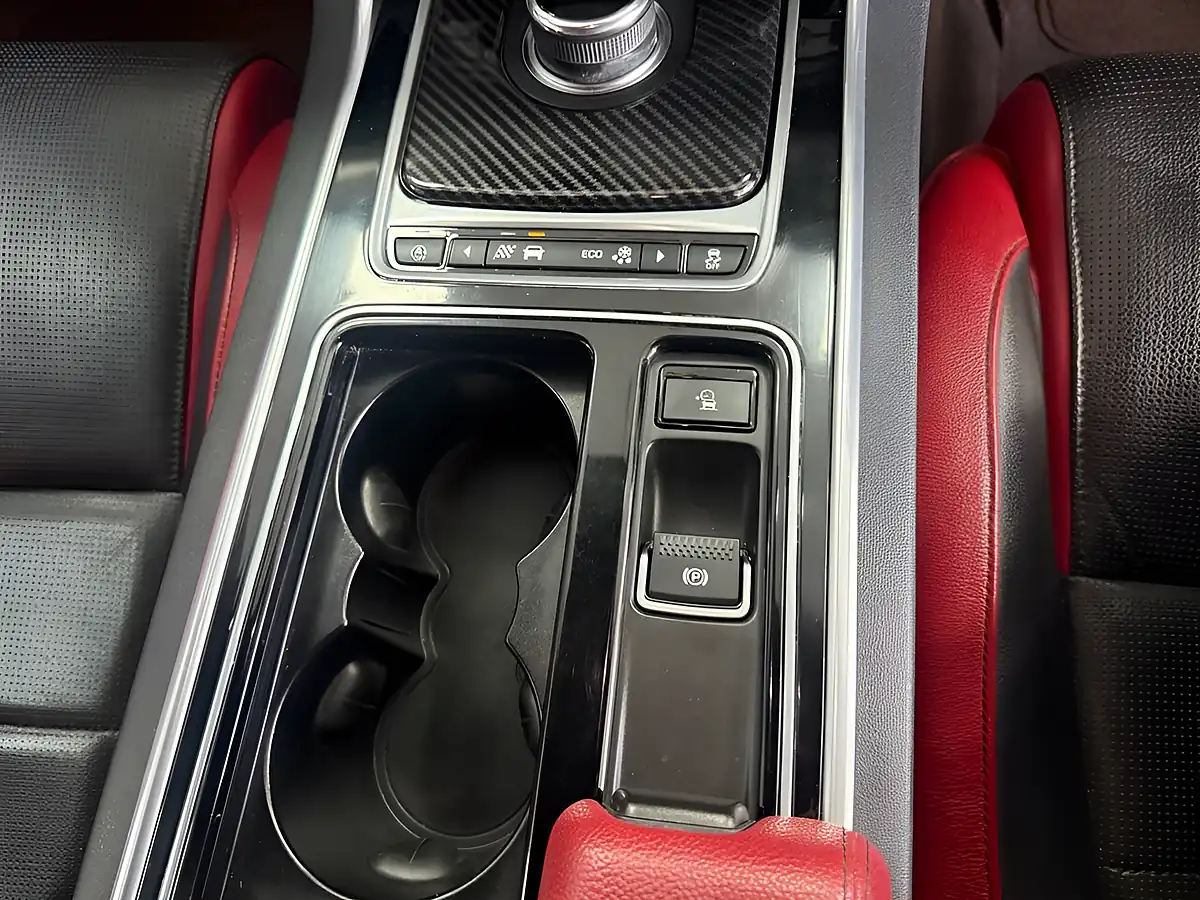 Used 2017 Jaguar Xf S Black - Interior and Exterior details 20