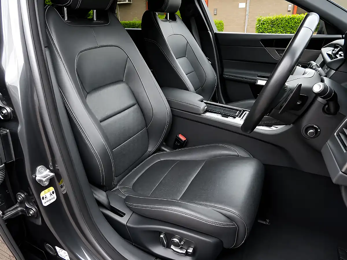 Used 2017 Jaguar Xf S Carpathian Grey - Interior and Exterior details 14