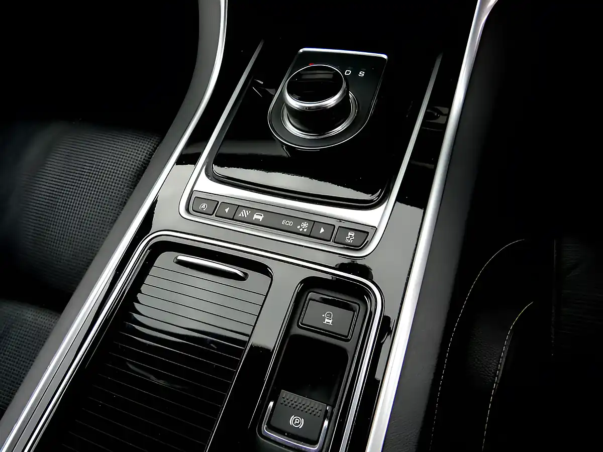 Used 2017 Jaguar Xf S Carpathian Grey - Interior and Exterior details 19