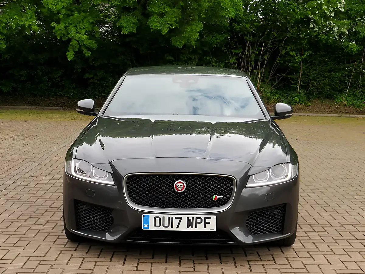 Used 2017 Jaguar Xf S Carpathian Grey - Interior and Exterior details 8