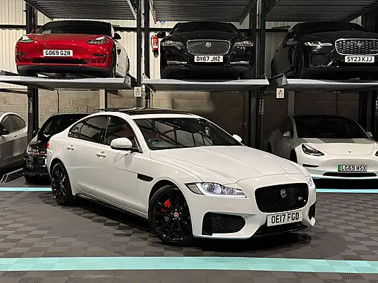2017 Jaguar XF 3.0d V6 S