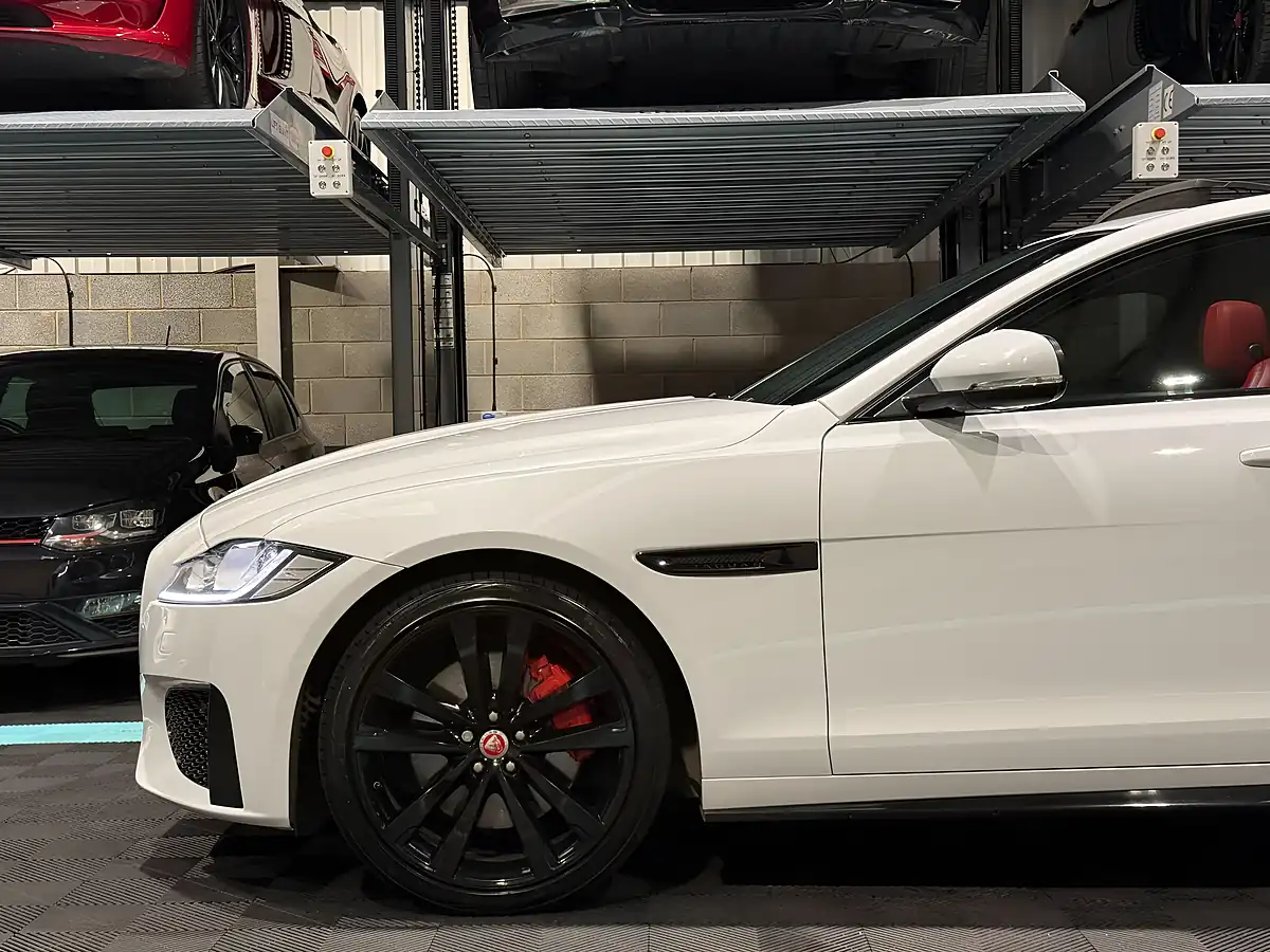 Used 2017 Jaguar Xf S White - Interior and Exterior details 14