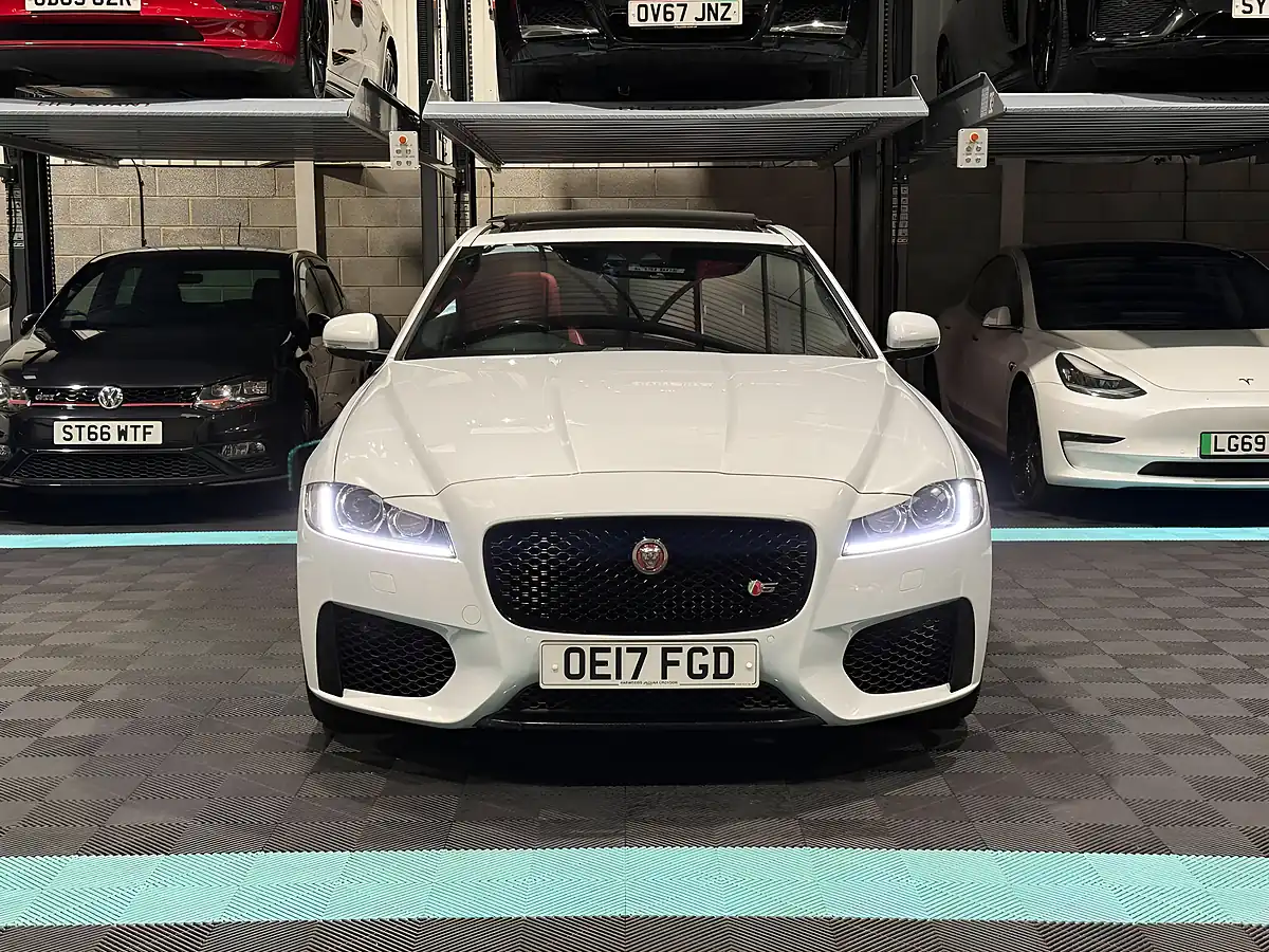 Used 2017 Jaguar Xf S White - Interior and Exterior details 4