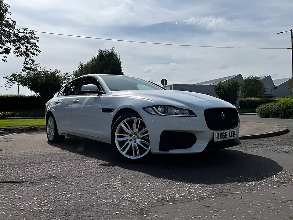 Used 2017 Jaguar Xf S White - Interior and Exterior details 15