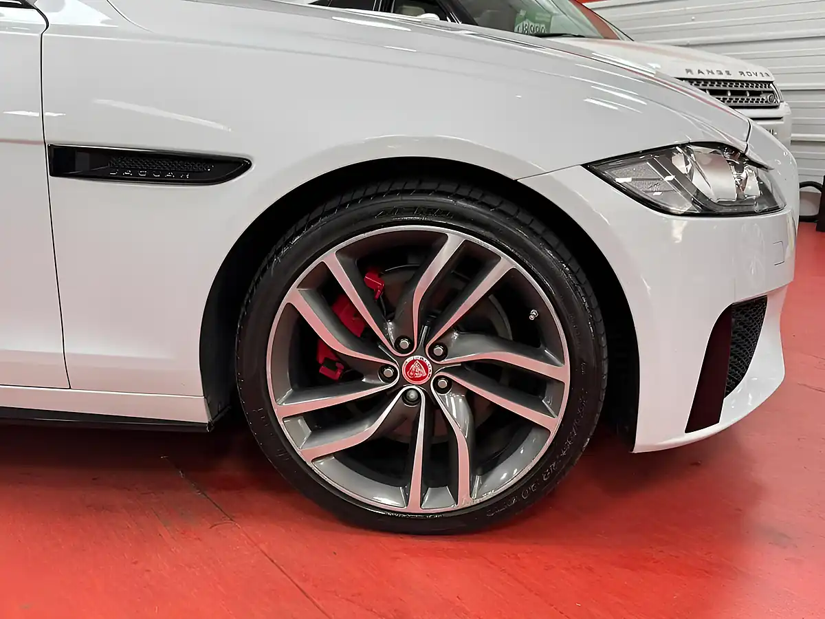 Used 2017 Jaguar Xf S White - Interior and Exterior details 13