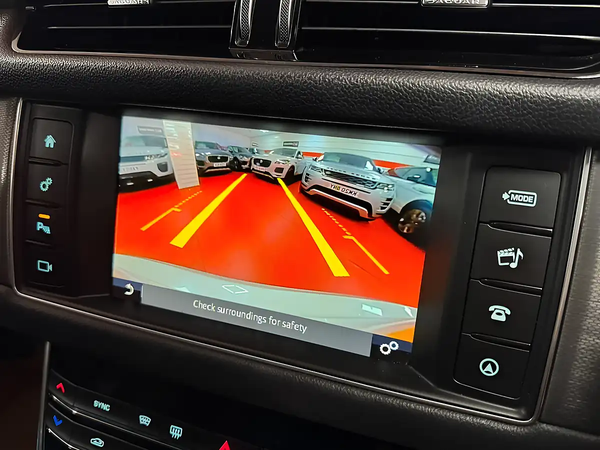 Used 2017 Jaguar Xf S White - Interior and Exterior details 19