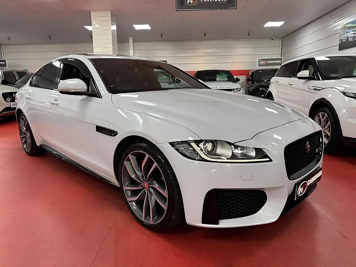 Used 2017 Jaguar Xf S White - Interior and Exterior details 3