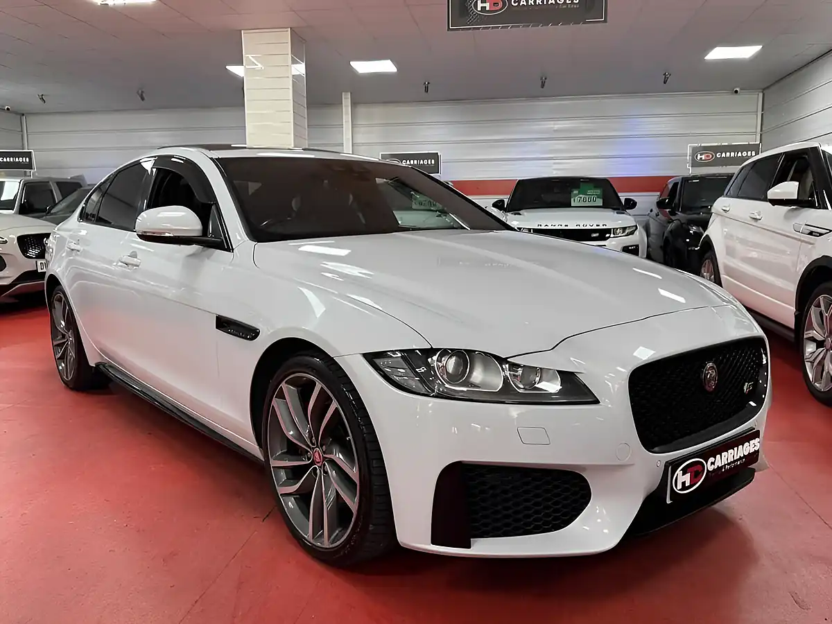Used 2017 Jaguar Xf S White - Interior and Exterior details 4