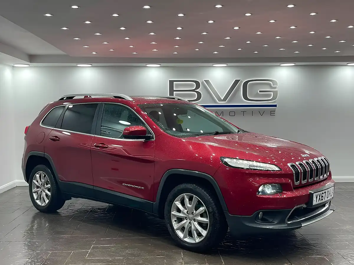 Used 2017 Jeep Cherokee Limited Red - Front View