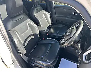 Used 2017 Jeep Renegade Limited White - Interior and Exterior details 11