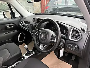 Used 2017 Jeep Renegade Longitude Black - Interior and Exterior details 11