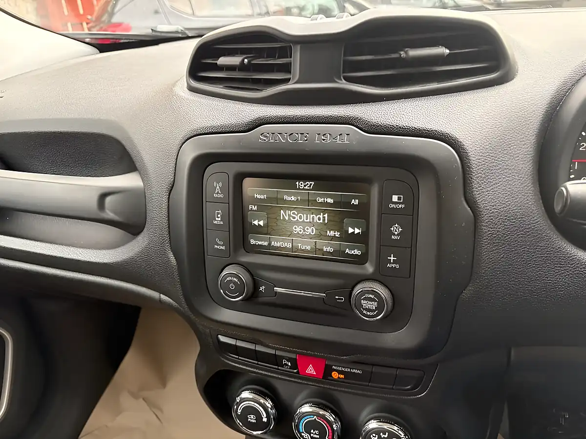 Used 2017 Jeep Renegade Longitude Black - Interior and Exterior details 15